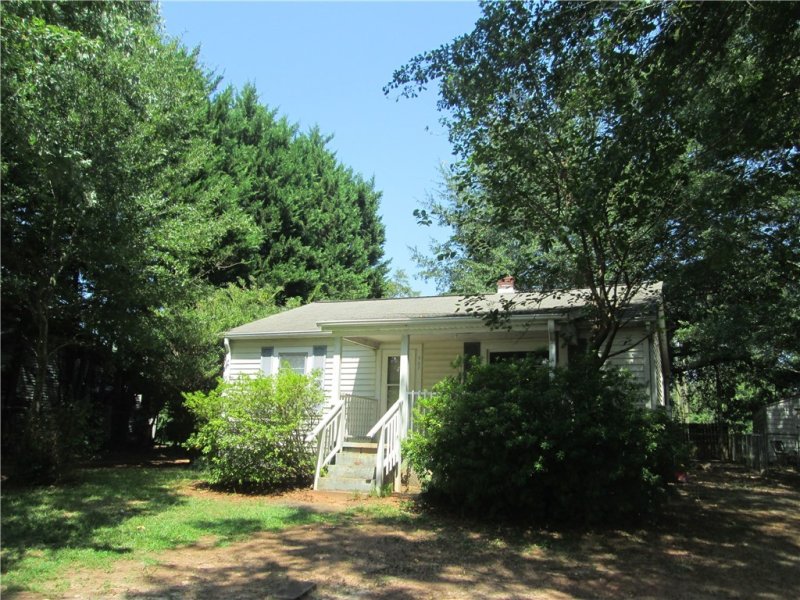 Property image 2 at 507 Bolick Street, Seneca, SC 29672