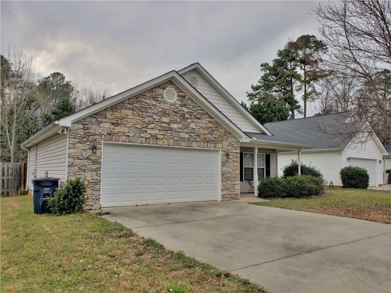 Property image 2 at 105 Rudolph Court, Anderson, SC 29625