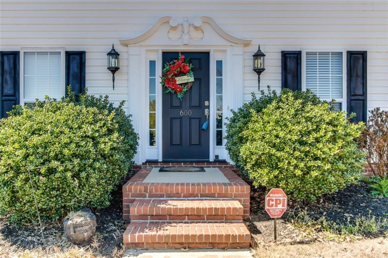 Property image 3 at 600 Savannah Court, Anderson, SC 29621