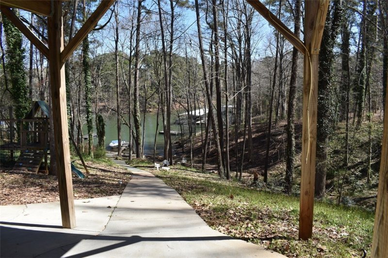 Property image 4 at 401 Edgewater Drive, Anderson, SC 29626