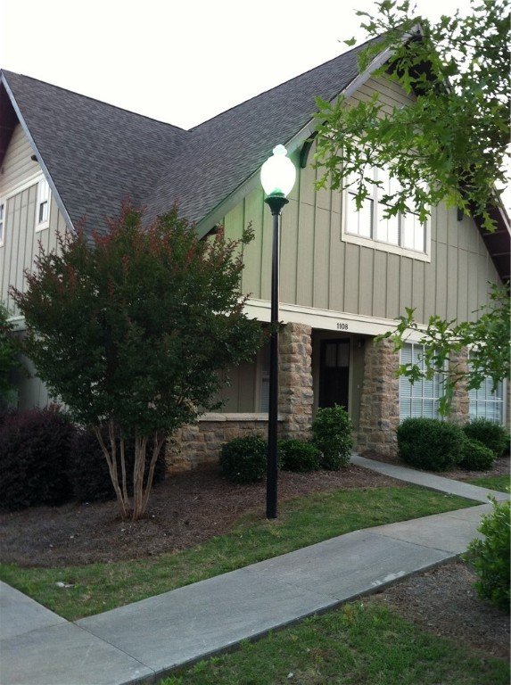 101 west Lane