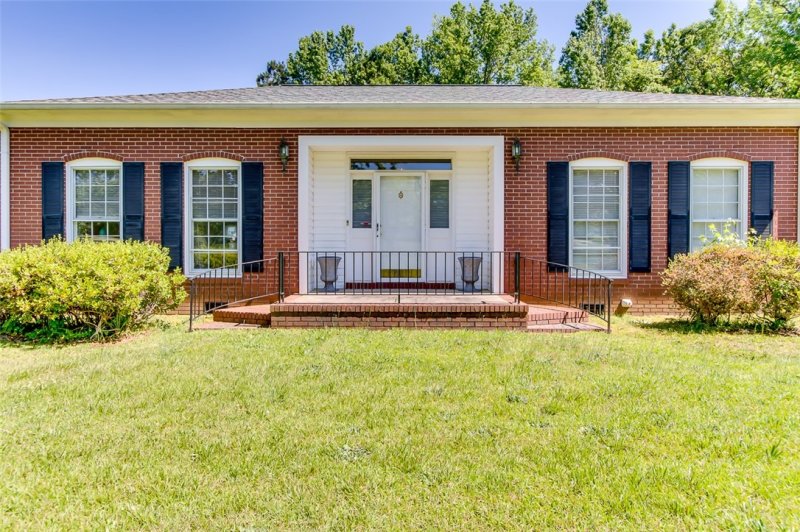 Property image 2 at 132 Pebble Brook Lane, Belton, SC 29627