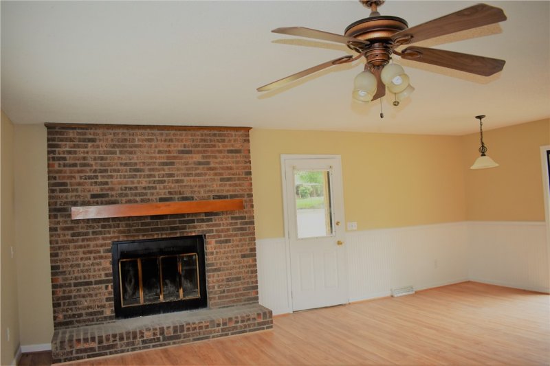 Property image 2 at 317 Elm Street, Pendleton, SC 29670