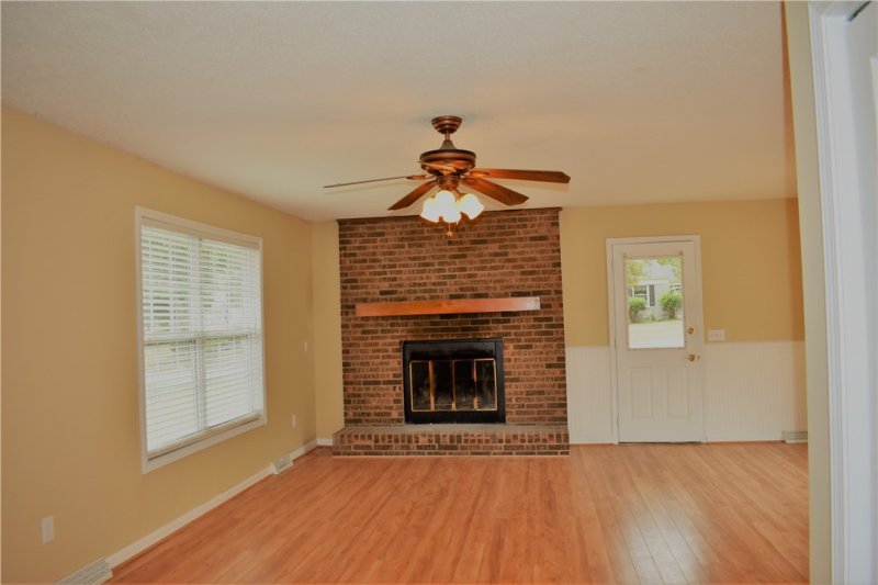 Property image 3 at 317 Elm Street, Pendleton, SC 29670