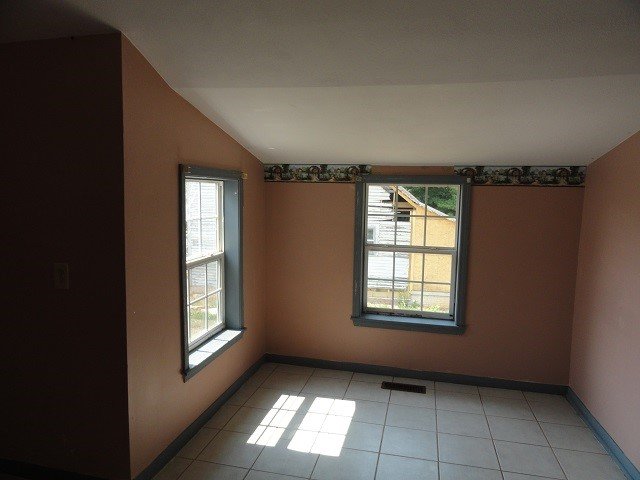 Property image 4 at 101 D Street, Westminster, SC 29693