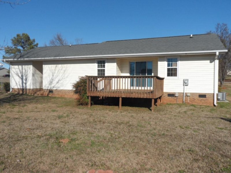 Property image 5 at 518 Chauga Drive, Anderson, SC 29626