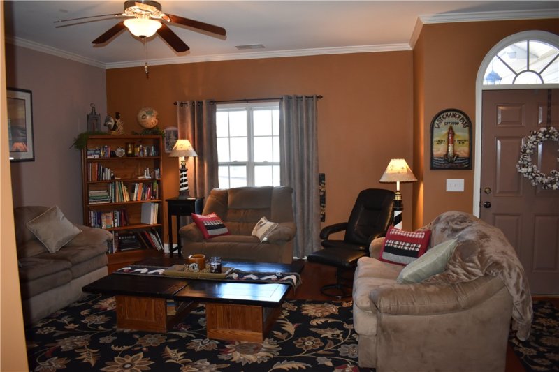 Property image 3 at 129 Shadowood Court, Seneca, SC 29678