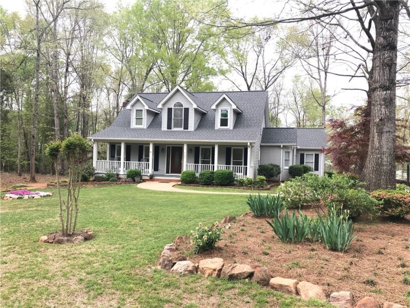 Property image 2 at 704 Hampton Road, Liberty, SC 29657