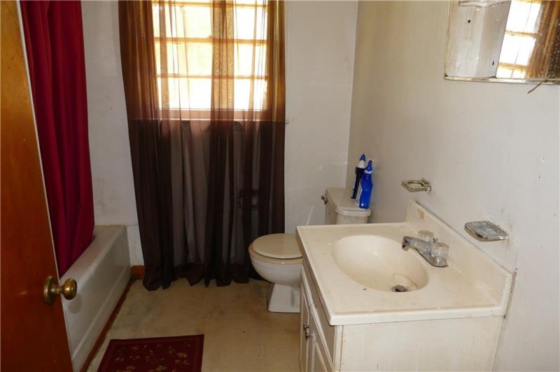 Property image 5 at 209 Thomas Heights Circle, Seneca, SC 29678