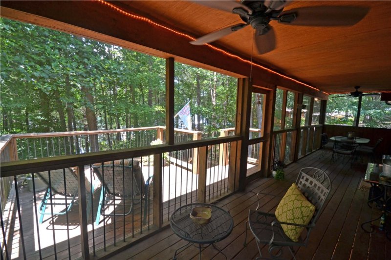 Property image 5 at 17 Malibu Street, Martin, GA 30557