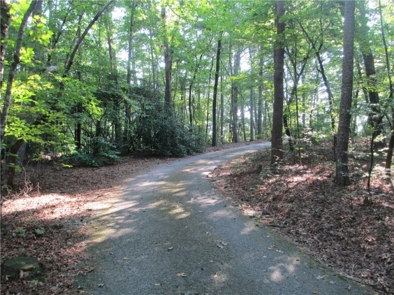 Property image 3 at 330 Moan Bac Trail, Tamassee, SC 29686