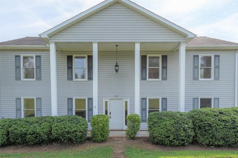 Property image 4 at 104 Clairewood Circle, Greenville, SC 29615