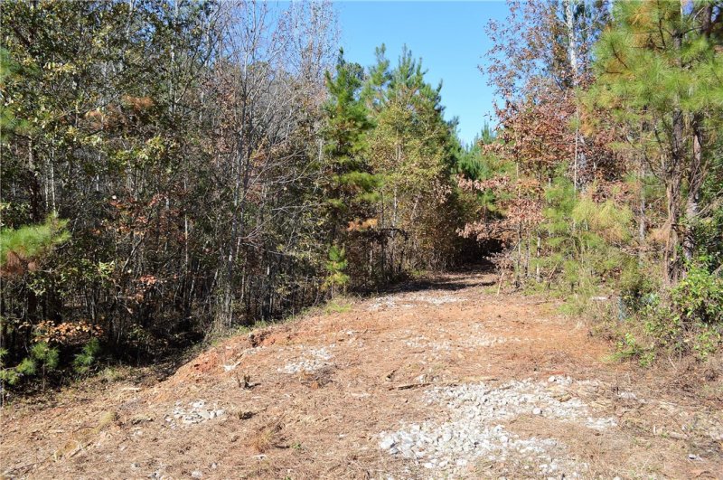 Property image 3 at 205 Bimini Drive, Seneca, SC 29672