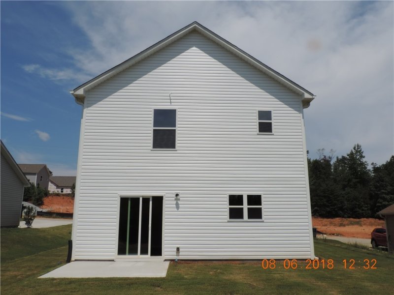 Property image 2 at 412 Laural Grove Court, Seneca, SC 29678