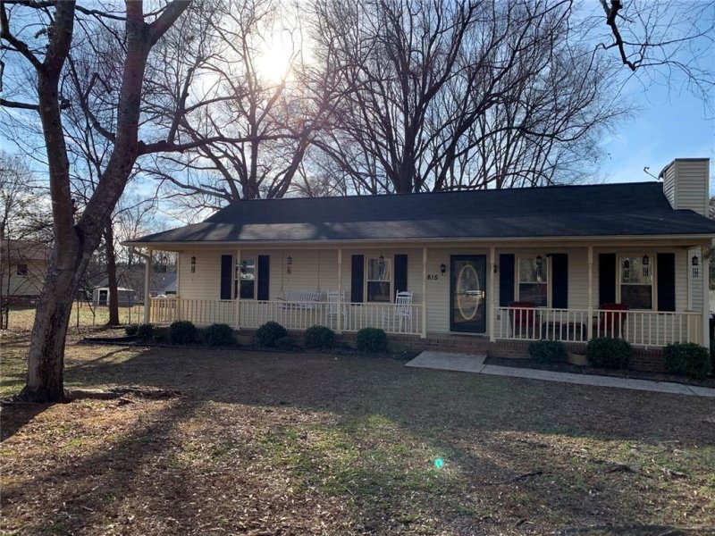 Property image 3 at 1815 Marchbanks Avenue, Anderson, SC 29621