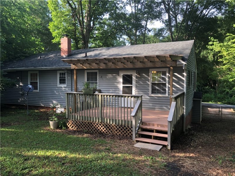 Property image 2 at 615 Bailey Avenue, Pendleton, SC 29670