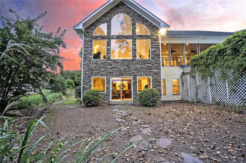 Property image 3 at 333 Stardust Lane, Seneca, SC 29672