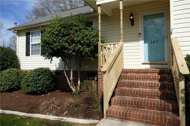 Property image 4 at 107 Shoalview Drive, Anderson, SC 29625