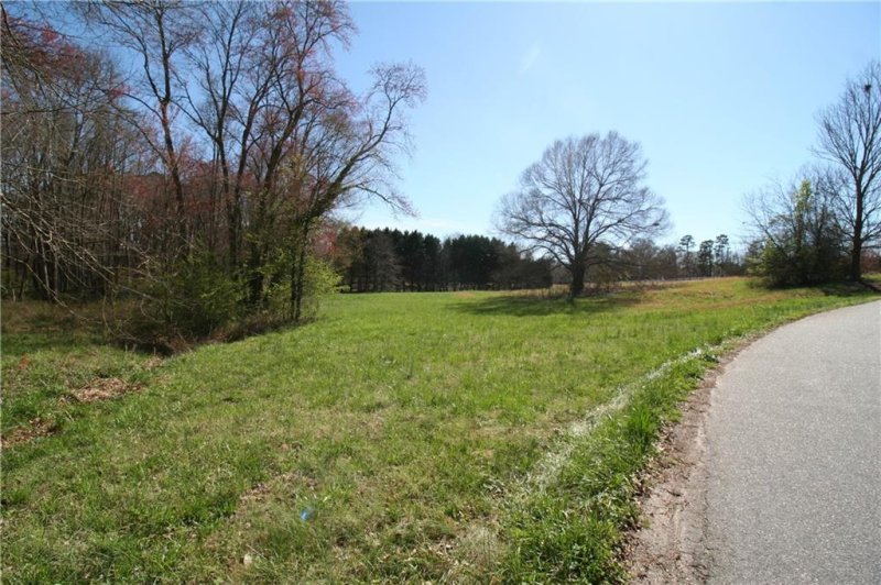 Property image 5 at 3.18acr Steeplechase, Belton, SC 29627