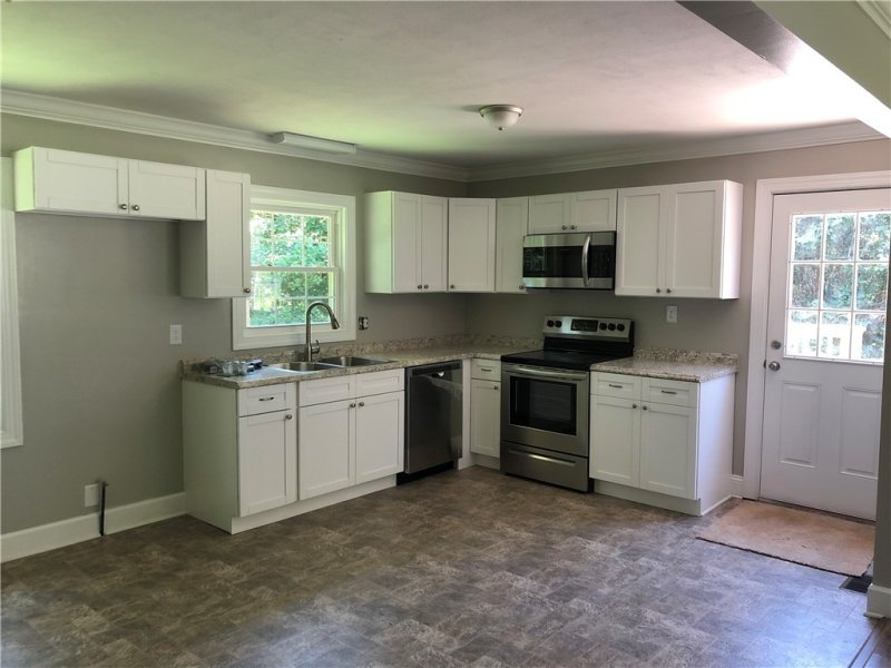 Property image 3 at 40 Bluebird Court, Walhalla, SC 29691