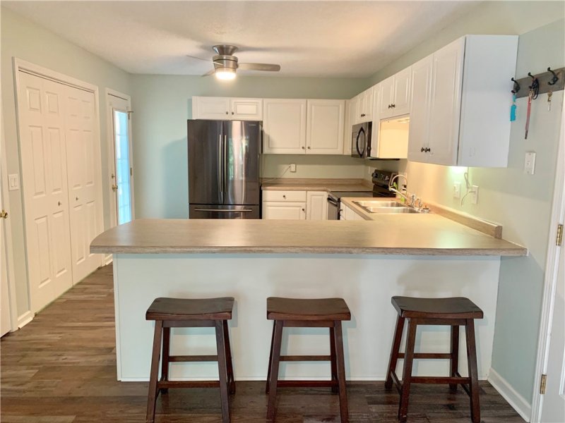 Property image 3 at 510 Willow Branch Lane, Seneca, SC 29672