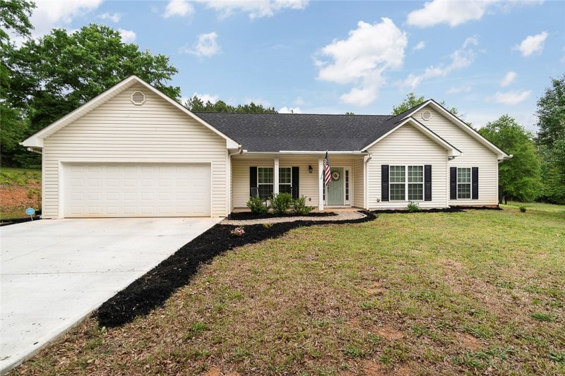Property image 2 at 127 Olivarri Drive, Anderson, SC 29621
