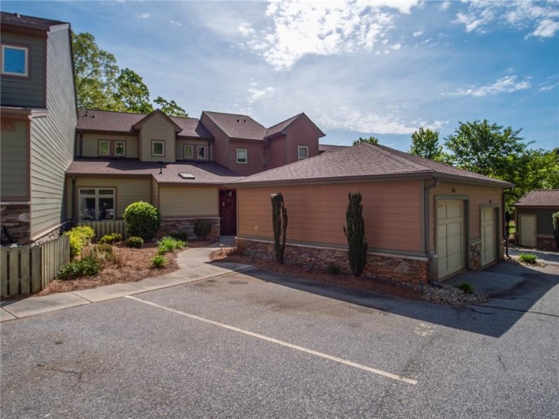 Property image 3 at 414 Sunset Point Drive, West Union, SC 29696
