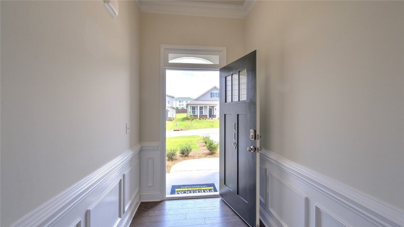 Property image 2 at 119 Rossmoor Court, Anderson, SC 29621