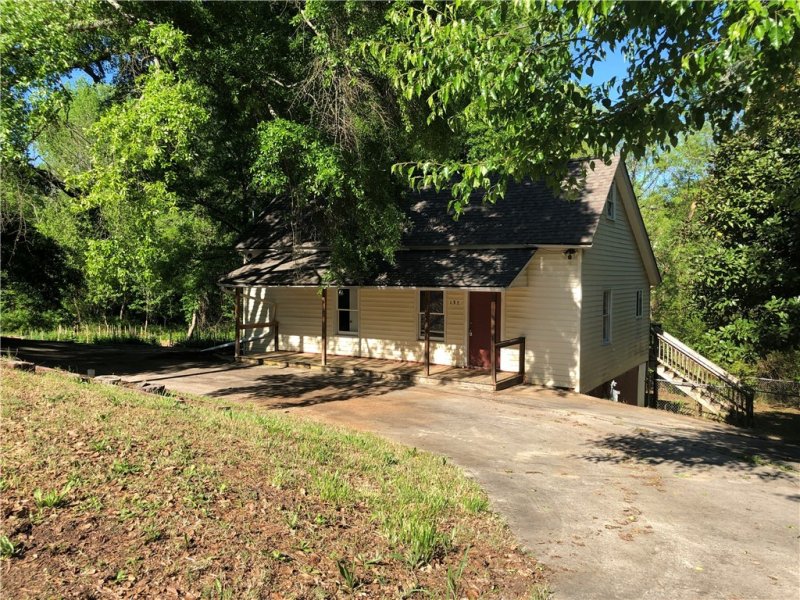 Property image 2 at 138 Moore Street, Central, SC 29630