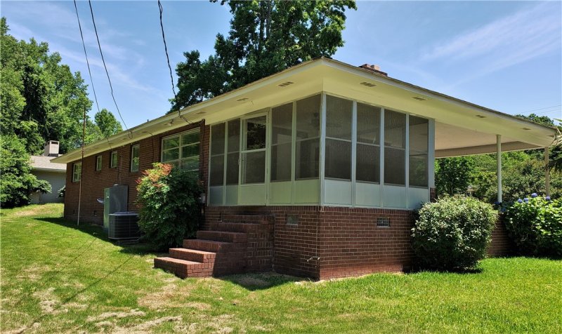 Property image 4 at 512 Forest Lane, Belton, SC 29627