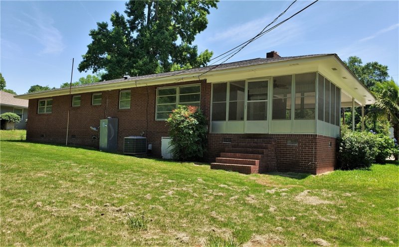 Property image 5 at 512 Forest Lane, Belton, SC 29627