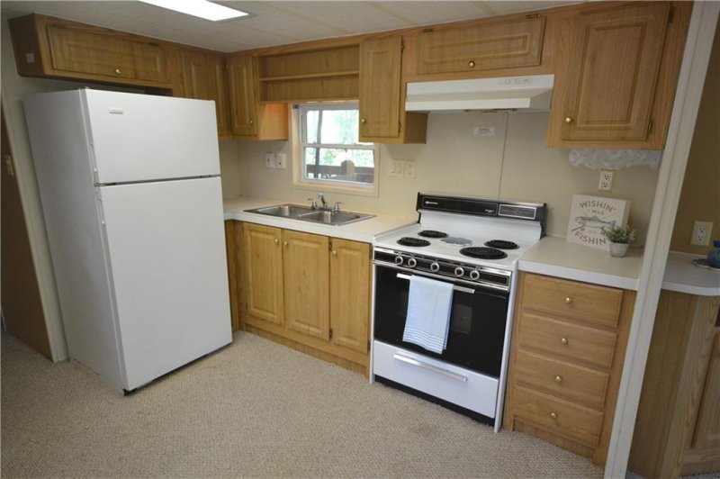 Property image 3 at 140 Lakehill Drive, Fair Play, SC 29643