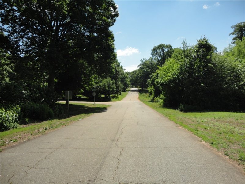 Property image 3 at 3705 Shawnee Avenue, Anderson, SC 29626