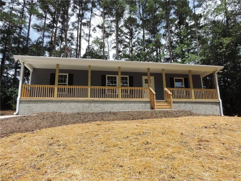 Property image 2 at 200 Arrowood Circle, Seneca, SC 29672