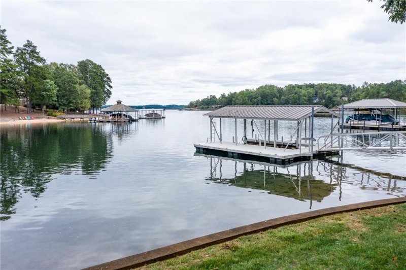 Property image 4 at 301 Woodgreene Court, Salem, SC 29676