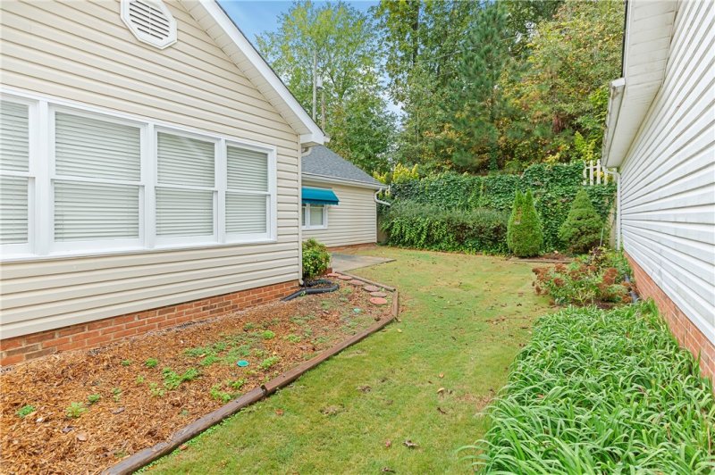 Property image 4 at 218 Londonberry Drive, Anderson, SC 29621