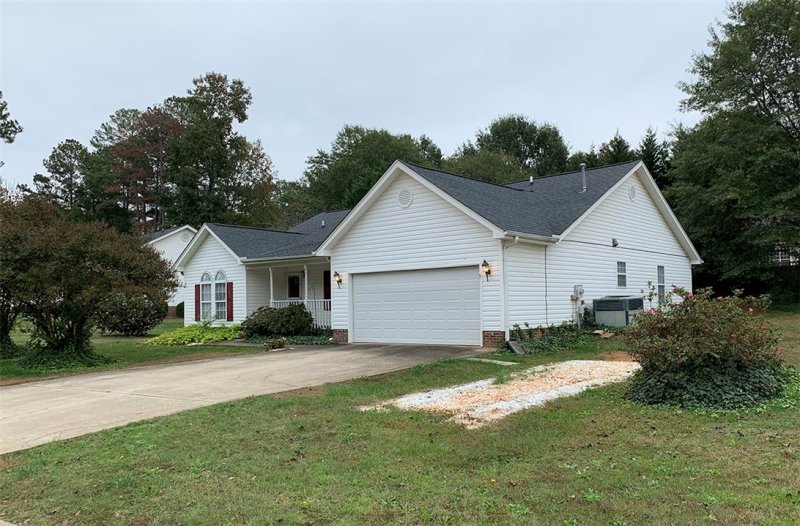 Property image 4 at 1101 Ravenswood Drive, Anderson, SC 29625