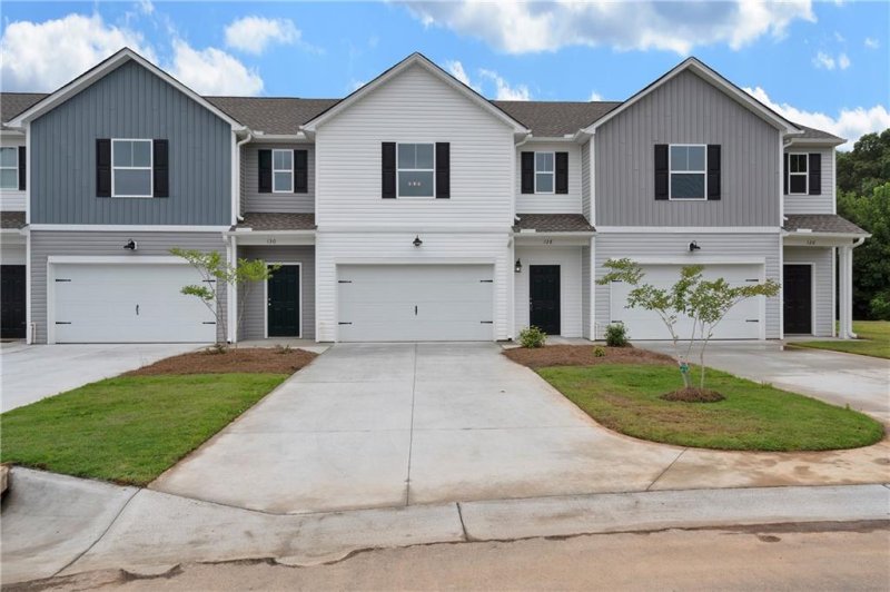 Property image 4 at 128 Heritage Place Drive, Pendleton, SC 29670