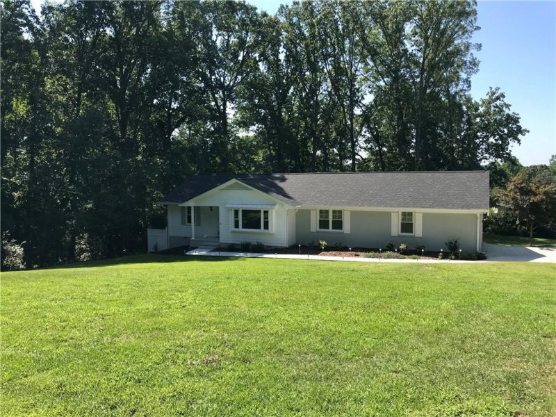 Property image 3 at 404 Little John Trail, Anderson, SC 29621