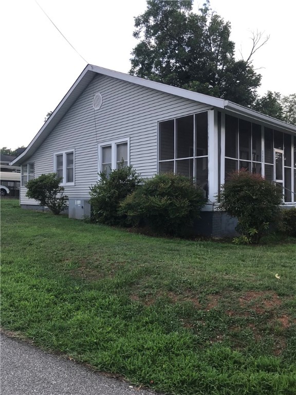 Property image 2 at 2508 Brown Street, Seneca, SC 29678