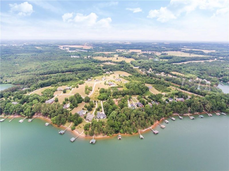 Property image 2 at 1028 North Shore Drive, Anderson, SC 29625