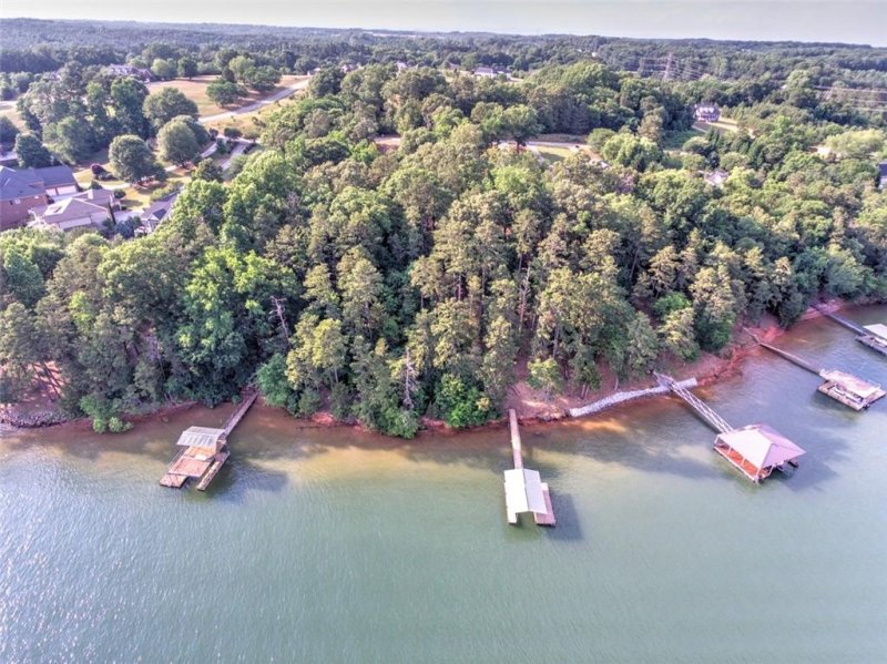 Property image 3 at 1028 North Shore Drive, Anderson, SC 29625