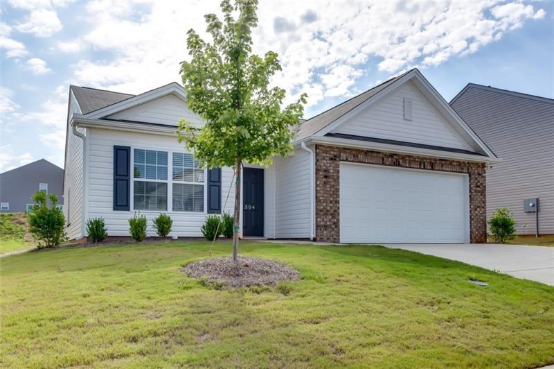 Property image 4 at 504 Heathridge Lane, Piedmont, SC 29673