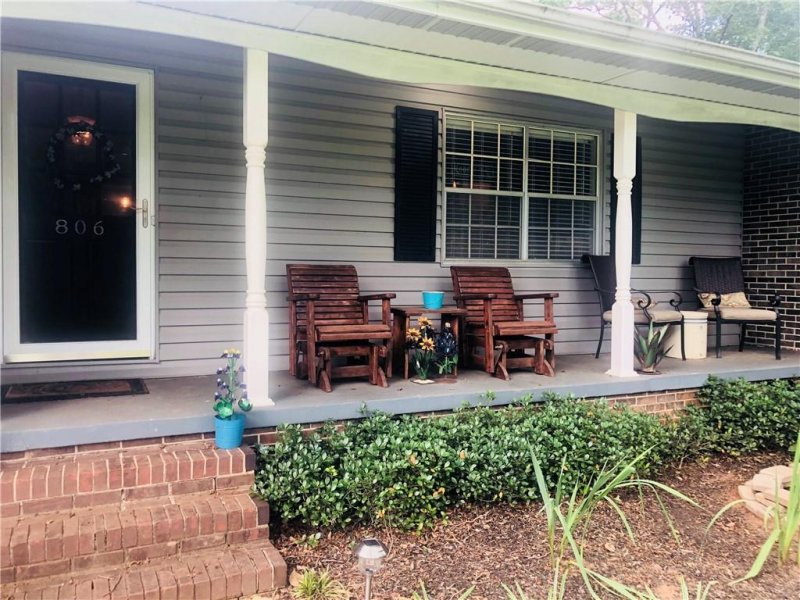 Property image 3 at 806 Hopkins Avenue, Pendleton, SC 29670