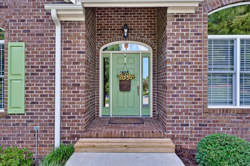 Property image 2 at 801 Brightleaf Court, Seneca, SC 29672