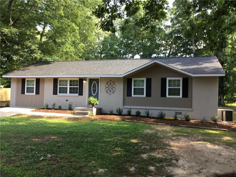 Property image 2 at 112 Linda Lane, Honea Path, SC 29654