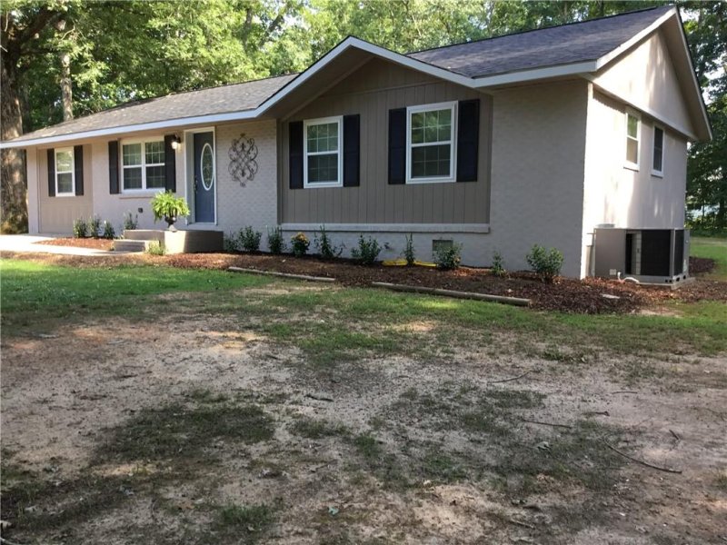 Property image 3 at 112 Linda Lane, Honea Path, SC 29654