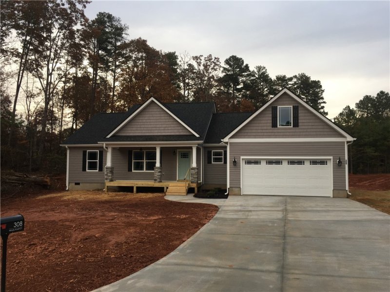 Property image 2 at 308 Windy Knoll Court, Westminster, SC 29693