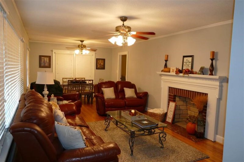 Property image 2 at 3207 Algonquin Avenue, Anderson, SC 29626