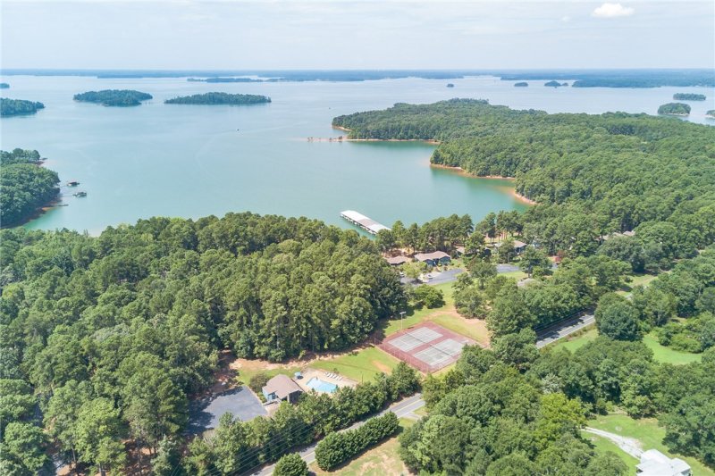 Property image 2 at 5 Hartwell Villas, Anderson, SC 29626